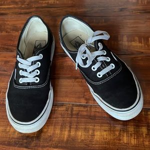Vans Authentic 6.5 Black and White